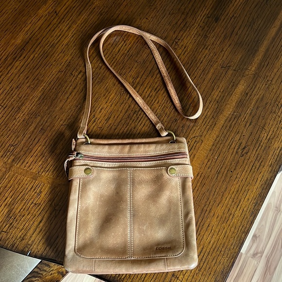 Fossil Bags Fossil Small Tan Crossbody Leather Bag 85 X 9 Poshmark